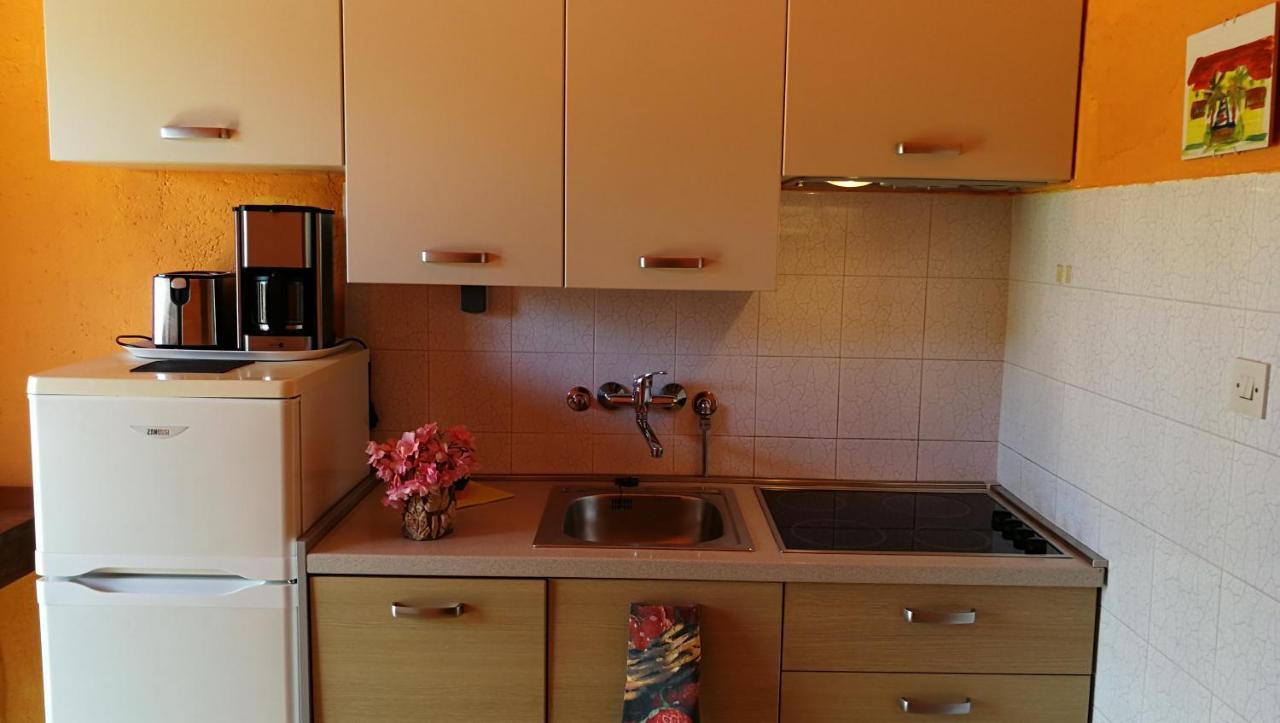Moratto'S Apartments Umag Exterior photo