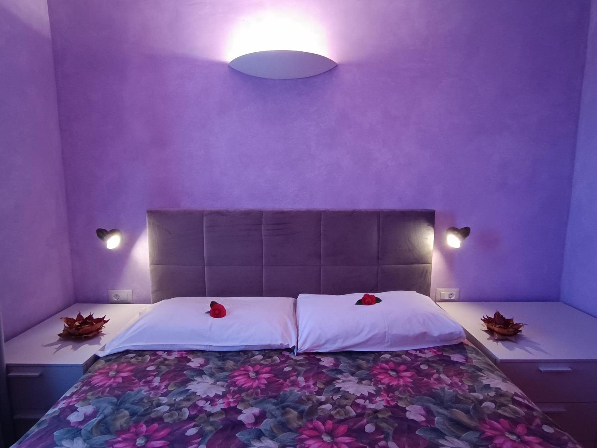 Moratto'S Apartments Umag Exterior photo